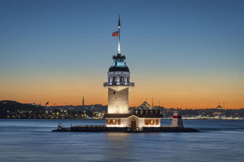 стамбул , девичья башня , istanbul , босфор , синий час , закат Девичья башня фото превью