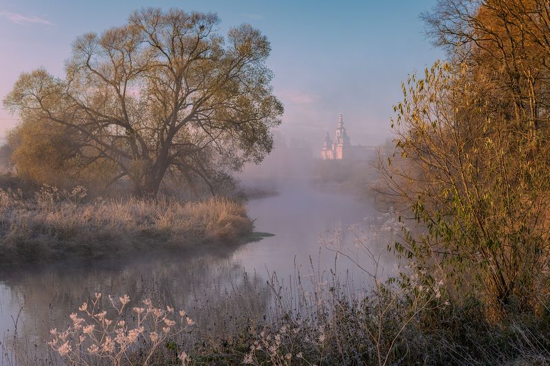 истра, храм, туман, подмосковье, осень Туманное утро фото превью