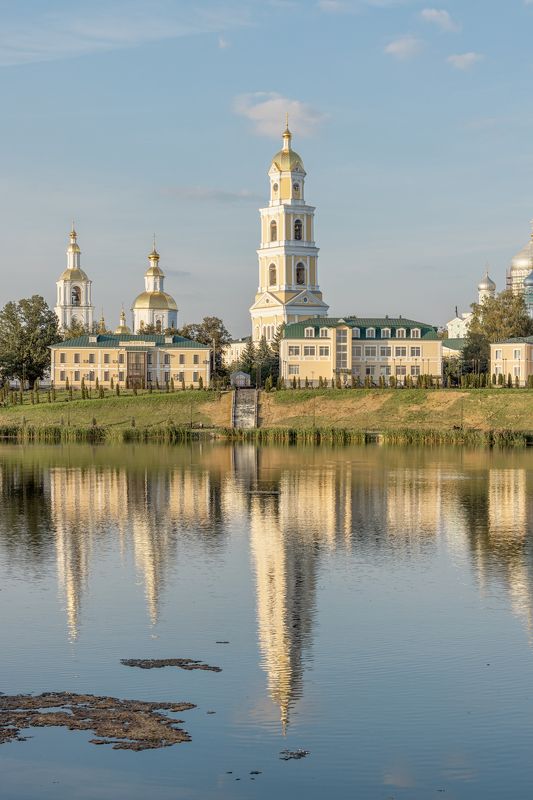 Колокольня Серафимо-Дивеевского монастыря фото превью
