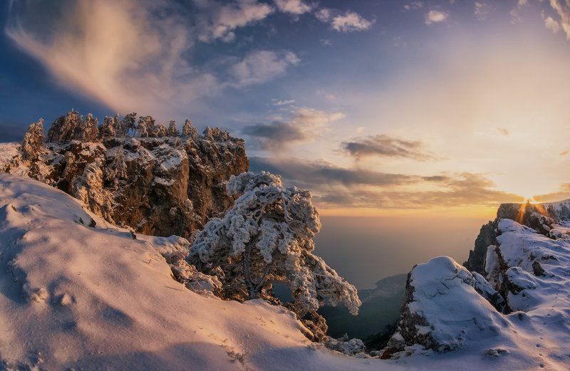 На краю