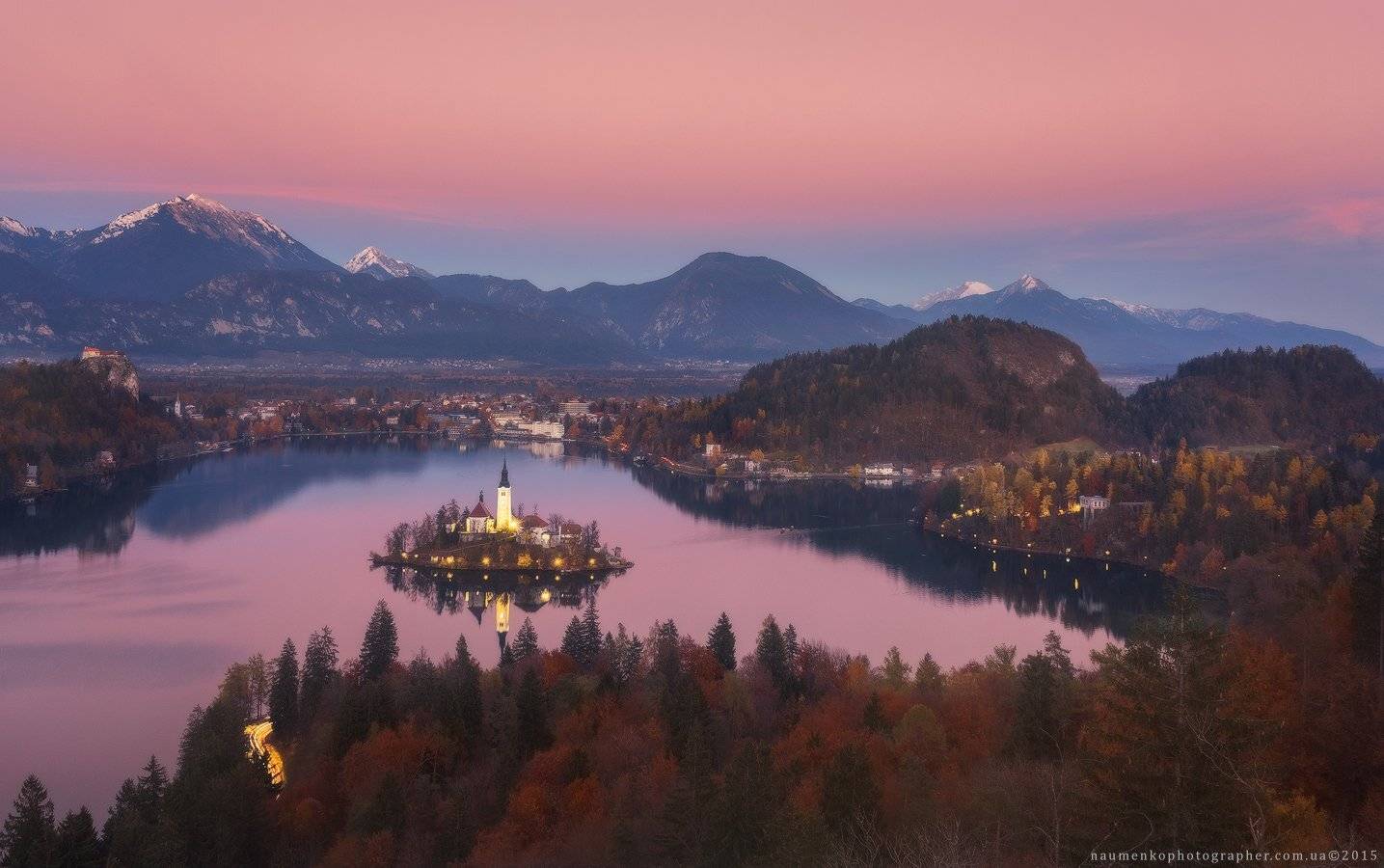 город,горы,замок,озеро,осень,розовый,словения,блед,панорама, Александр Науменко
