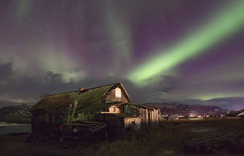 Северное сияние, Кольский полуостров, Баренцево  море, aurora borealis, night photography The edge of the Earth- then only the ocean..... фото превью