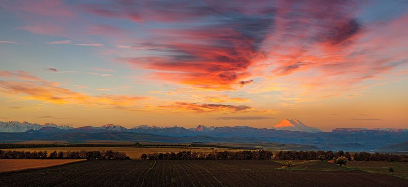 Главный кавказский хребет, Кбр, Рассвет, Северный кавказ, Эльбрус sunrise over El фото превью