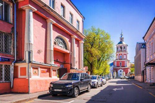 Храм Воскресения Словущего в Барашах и колокольня Введенского храма в Барашах