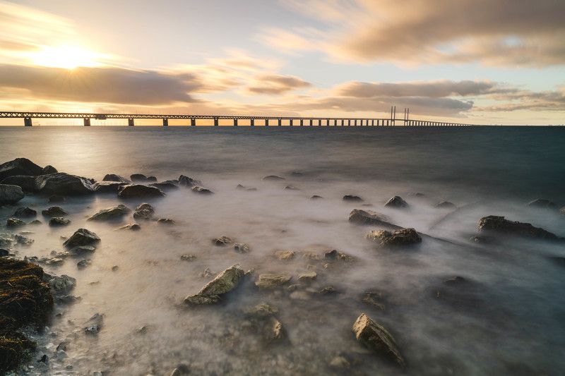 длинная выдержка, балтийское море, скалы, камни Эресундский мост фото превью