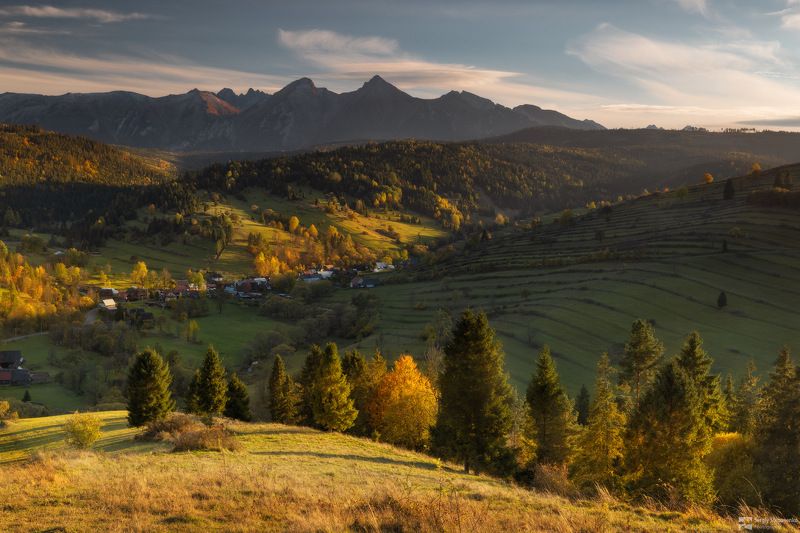 Evening in the Village фото превью