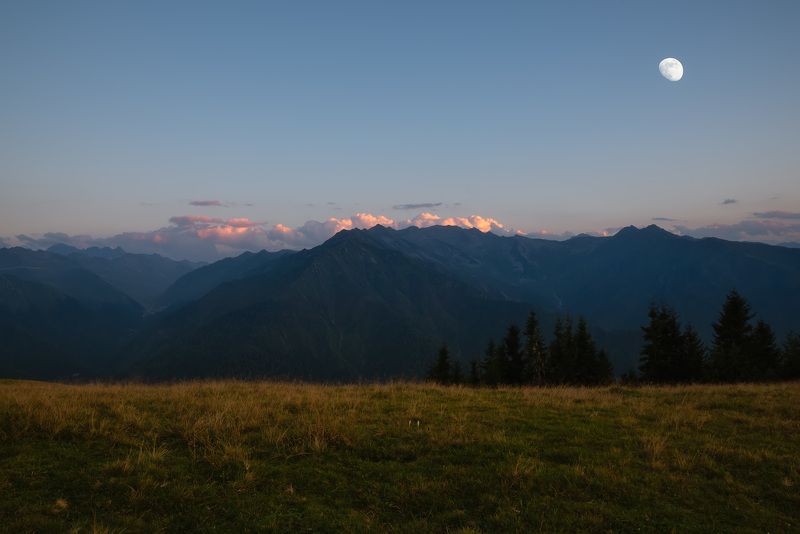 Вечерело фото превью