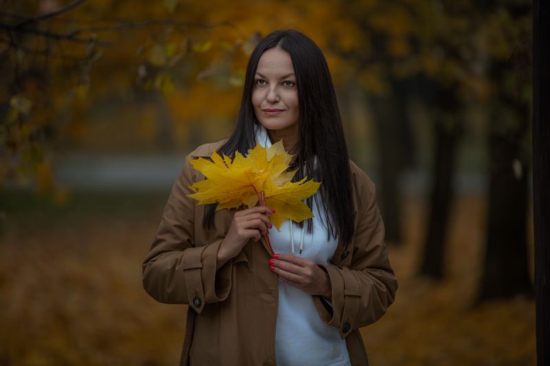 Портрет в парке фото превью