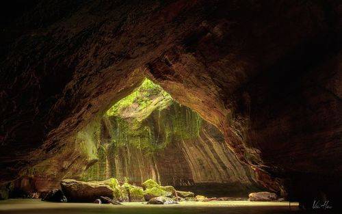 A caverna