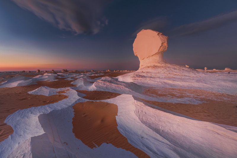 Пустынный пейзаж фото превью