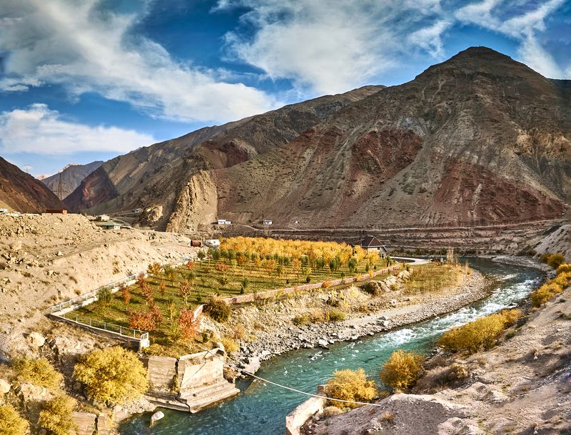 Картинки осени. Фанские горы. Таджикистан фото превью