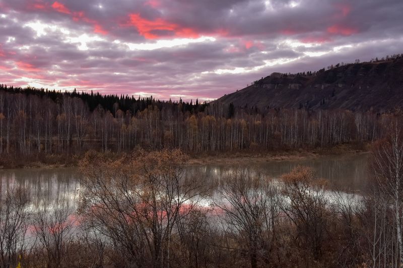 Поздняя осень закат фото превью