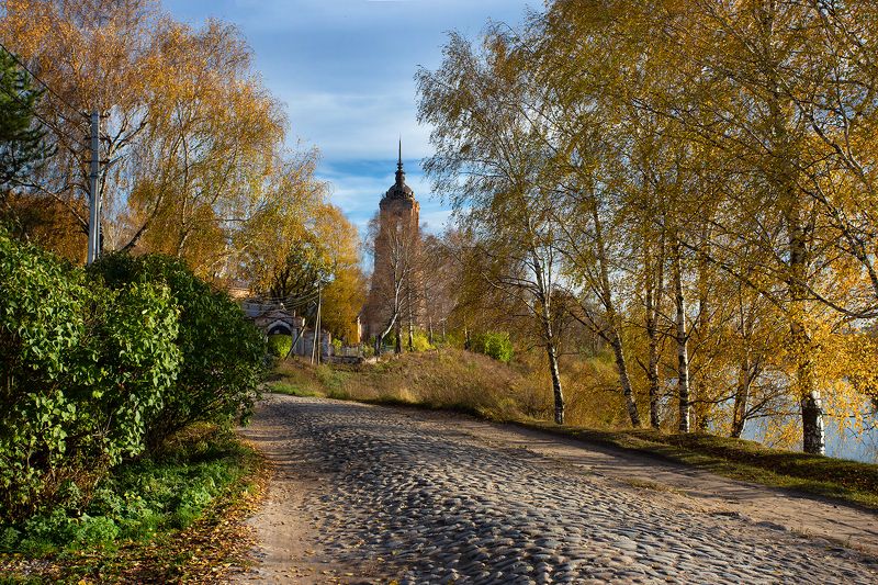 вологда, прилуки. осень, церковь, мостовая, храм Осень в Прилуках. Вологда. фото превью