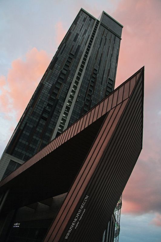 архитектура, городской пейзаж, батуми, минимализм Под стрелой фото превью