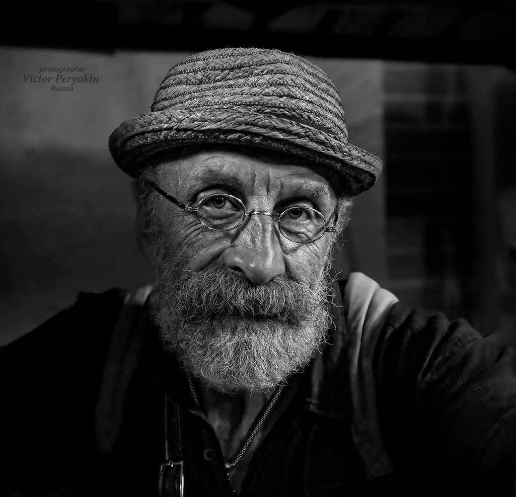 , Виктор Перякин