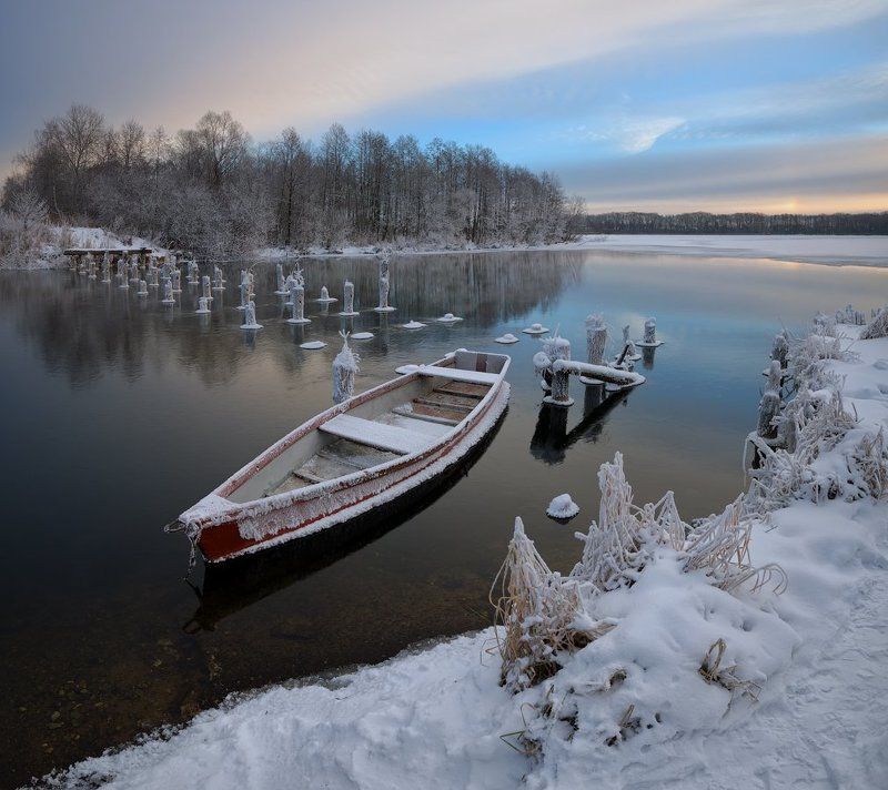 На озере фото превью