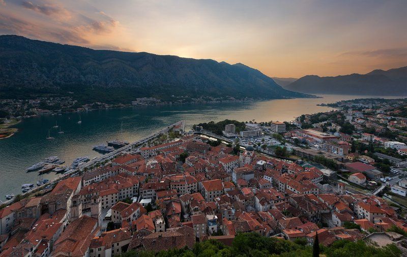 Закат в Которе фото превью