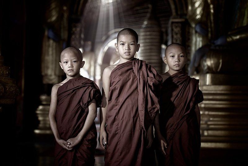 Маленькие монахи фото превью