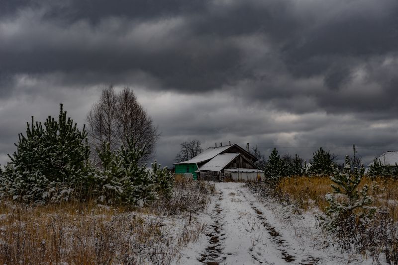 деревня, снег, непогода, дорога, осень, серково Кажется, снег пойдет... фото превью