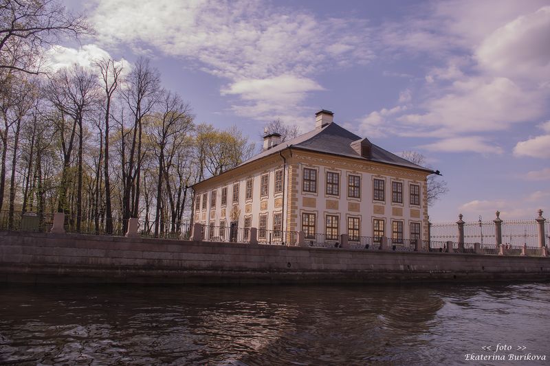 Петровский дворец. фото превью