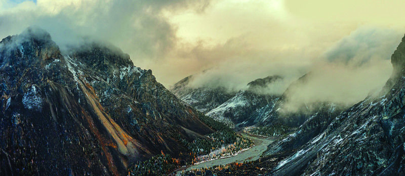 Khoridol saridag / Mongolia фото превью