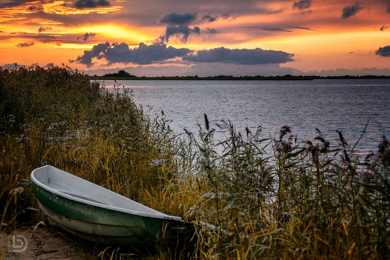подлипье, пейзаж, закат Лодка на закате фото превью