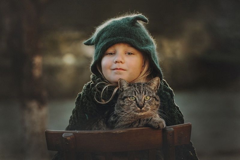 Девочка и кот фото превью