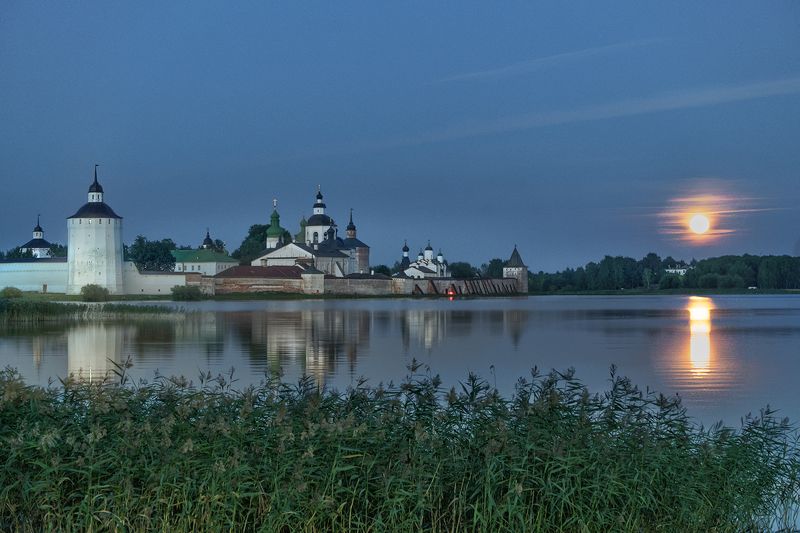 Кирилло-Белозерский монастырь фото превью