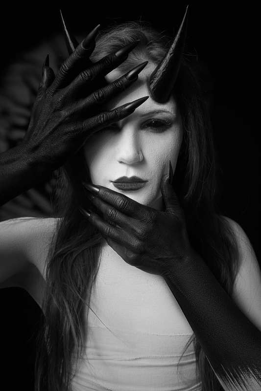 Демон фото превью