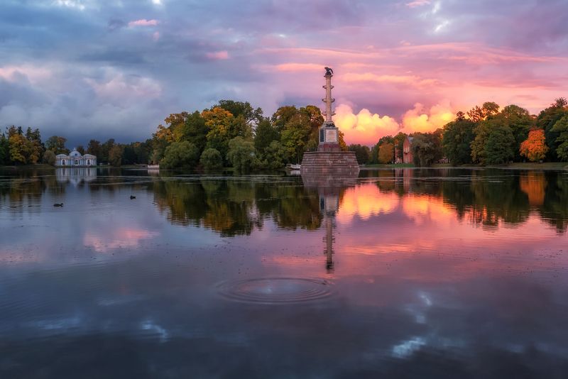 санкт-петербург, царское село, пушкин, осень, золотая осень, городской пейзаж, пейзаж, закат, екатерининский парк Красочный осенний вечер в Царском Селе фото превью
