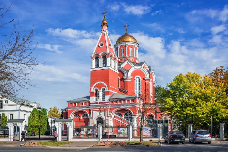 Благовещенский храм, Петровский парк фото превью