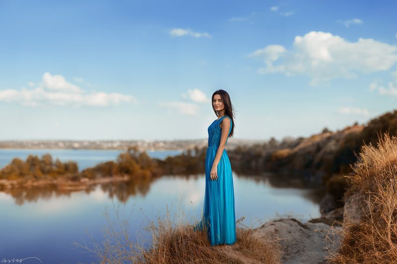 beautiful, girl, portrait, summer, horizon, lake, water, river, mountains, stones, ukraine, canon На краю фото превью