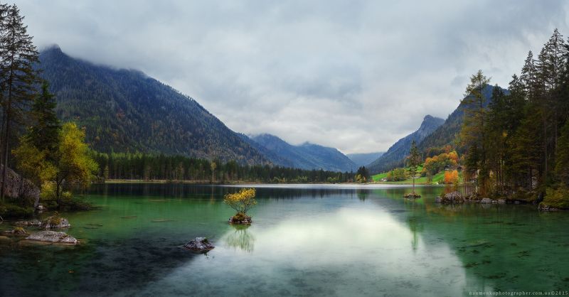 ramsau,hintersee,германия,рамзау,озеро,вечер,панорама,облака,дождь,бавария,альпы,sony Германия. Ramsau. Озеро Hintersee, перед дождем или паслись четыре коровы. фото превью