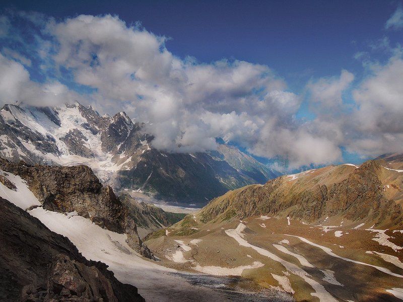 Приэльбрусье., утро, облака,солнце Плывут облака фото превью