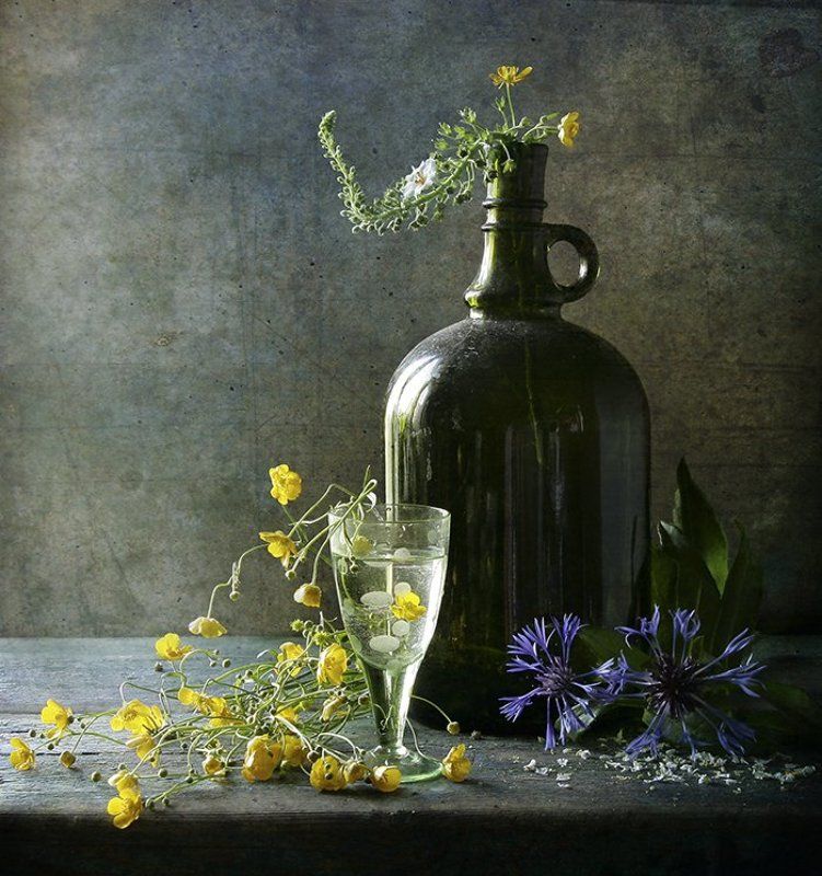 Бутылка, Натюрморт, Фотонатюрморт, Цветы  фото превью