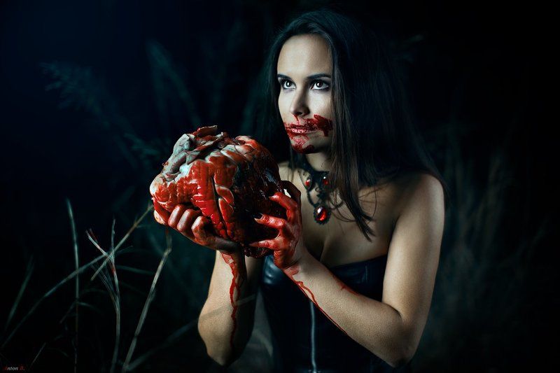 Scary fairy tale фото превью