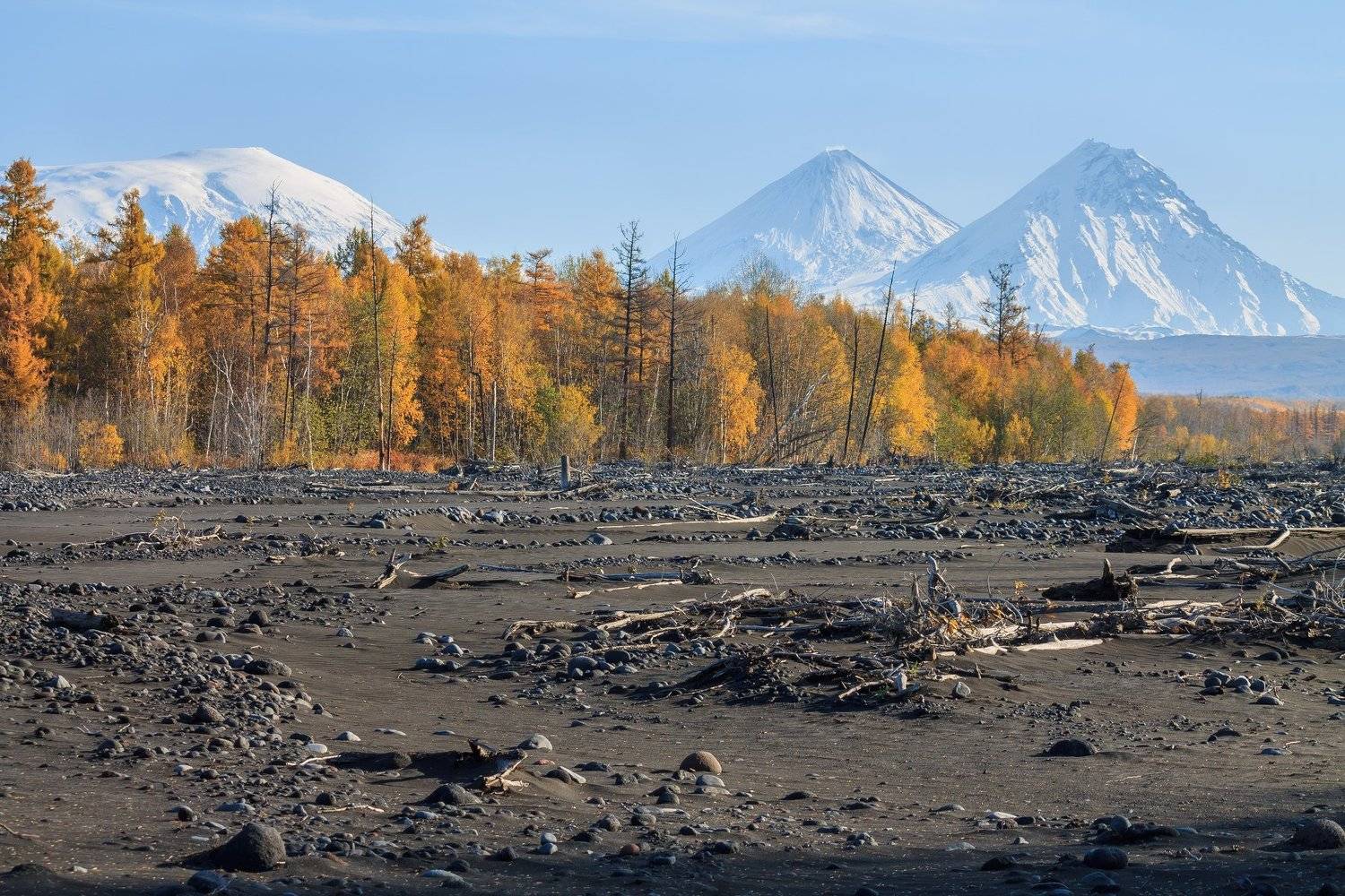 камчатка, ключевской, ушковский, толбачик, камень, сопка, вулкан, осень, река, гора, горы, Сергей Гарифуллин