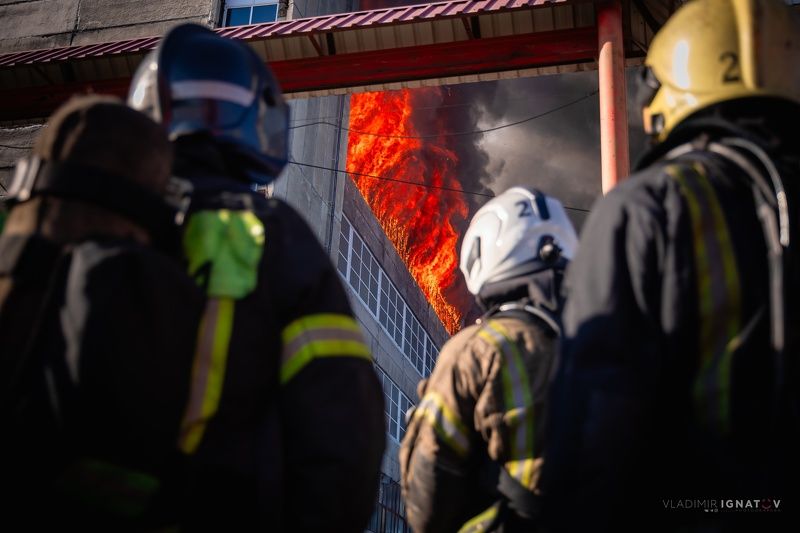 Сильный пожар в Барнауле 29 октября фото превью