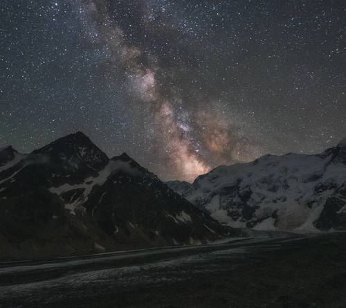 Безенгийская ночь