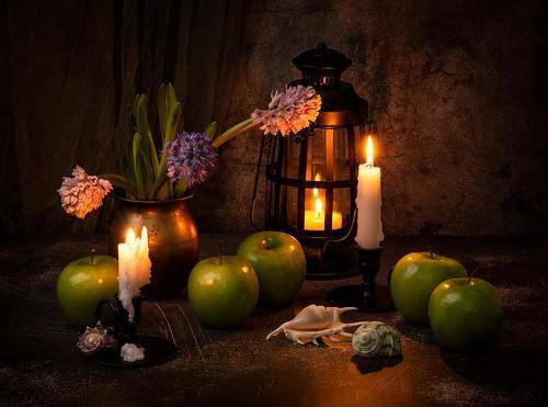 Свет свечи...