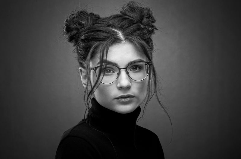 девушка, портрет, глаза, взгляд, чб *** фото превью