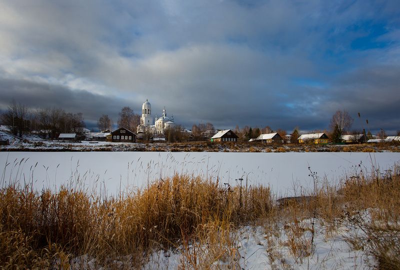 пежма, церковь, храм, река, снег Поздняя осень, начало зимы фото превью