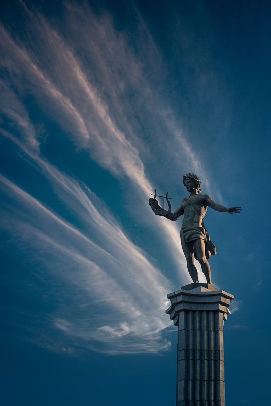 архитектура, памятник, колонна, город, аполлон, небо, облака, красноярск Колонна Аполлона фото превью