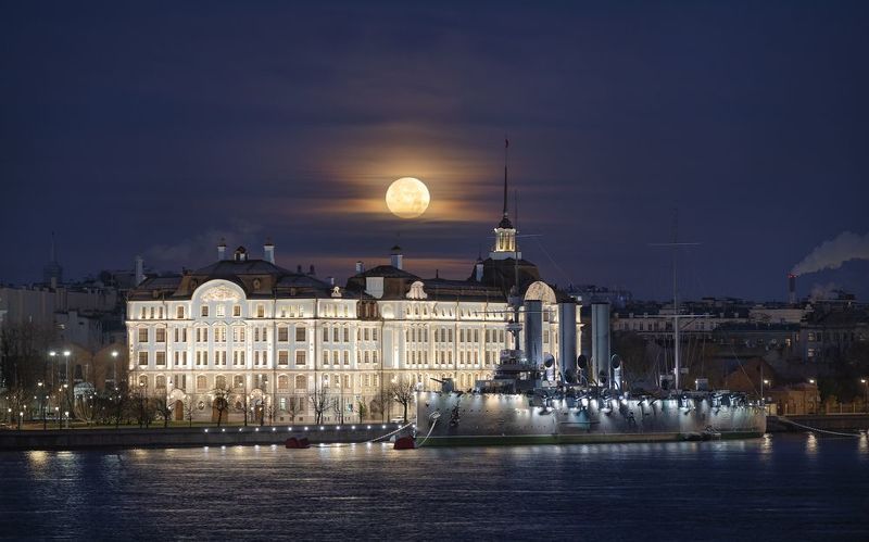 петербург , полнолуние , охота на луну , питер , нева , аврора Под полной луной фото превью