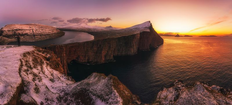 landscape nature scenery sunrise morning sea rocks lake panorama пейзаж рассвет faroe Sunrise on Floating lake, Faroe Islands фото превью