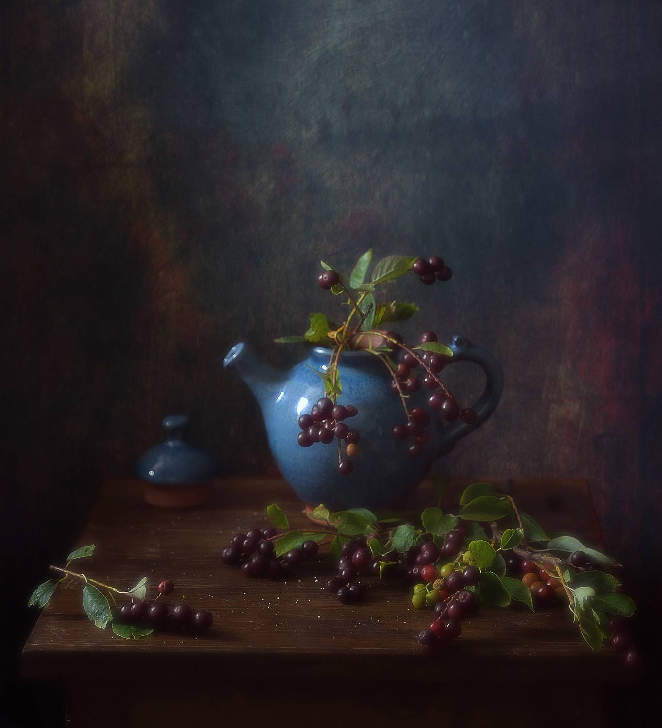 натюрморт,чайник,керамика,ягоды,черёмуха, Наталия К