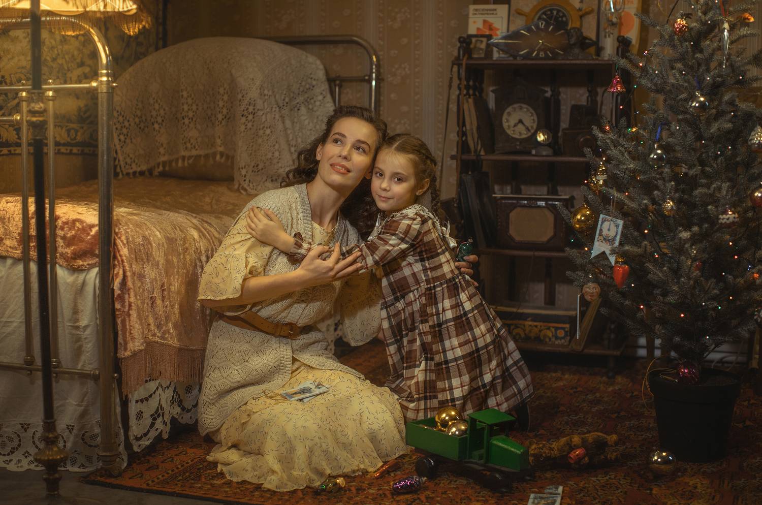 новый год семья дети прошлое ёлка игрушки  зима уют дом женщина любовь красота искусство свечи фотография фотограф, Шепелева Татьяна