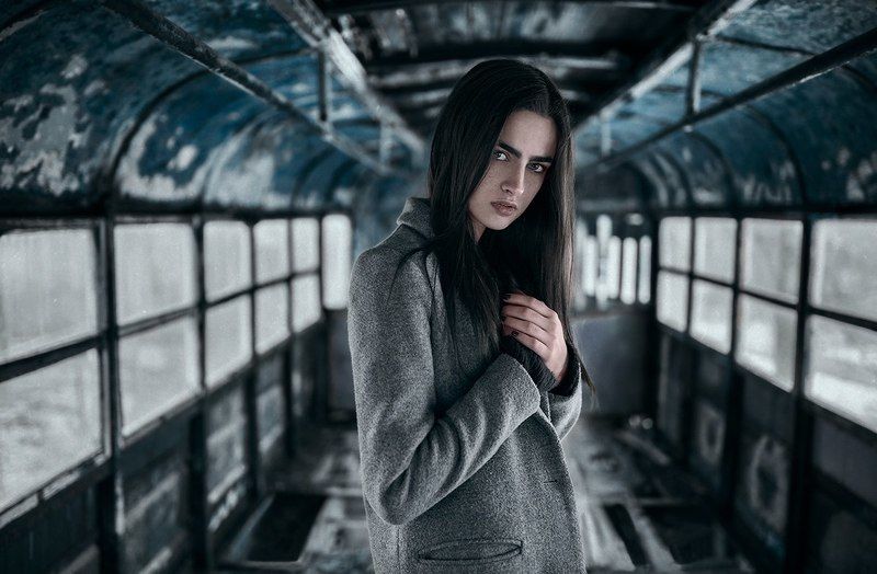 #девушка  train фото превью