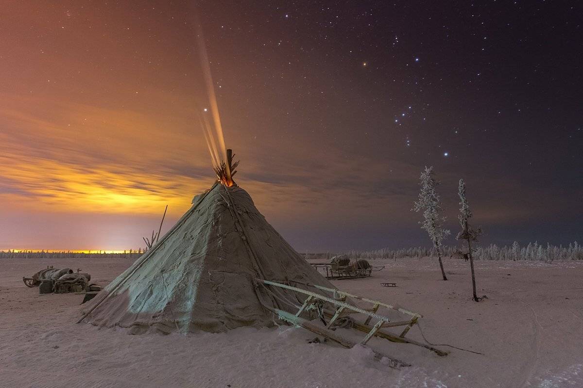 ямал, мороз, чум, ненцы, нарты, оленеводы, зима, снег, ночь, звезды, Кирилл Уютнов