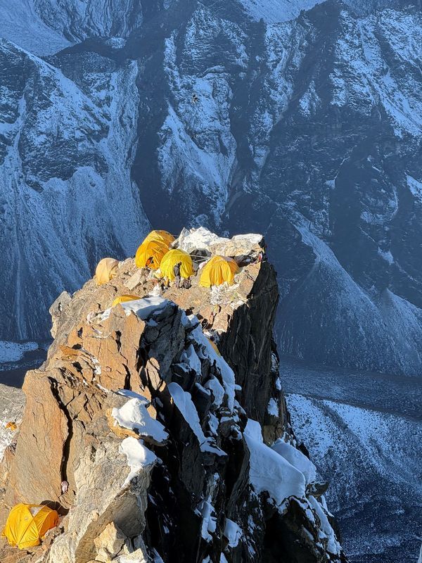 Yellow Tower фото превью